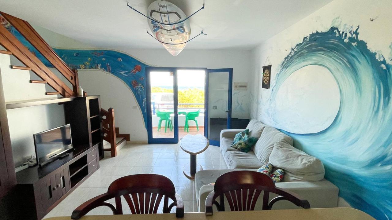 Hostel Red Star Surf&Yoga Camp Lanzarote Famara Exterior foto