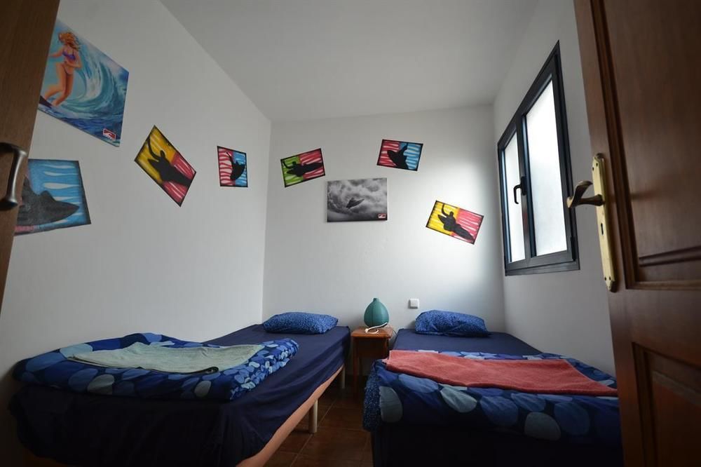 Hostel Red Star Surf&Yoga Camp Lanzarote Famara Exterior foto